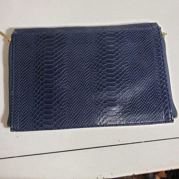 BCBGeneration‎ Navy Envelope Bag - Picture 6 of 6